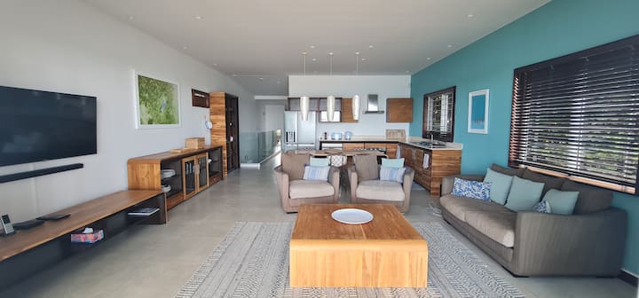 Infinite Beach - 4 Br Luxury Apartment - Maurice