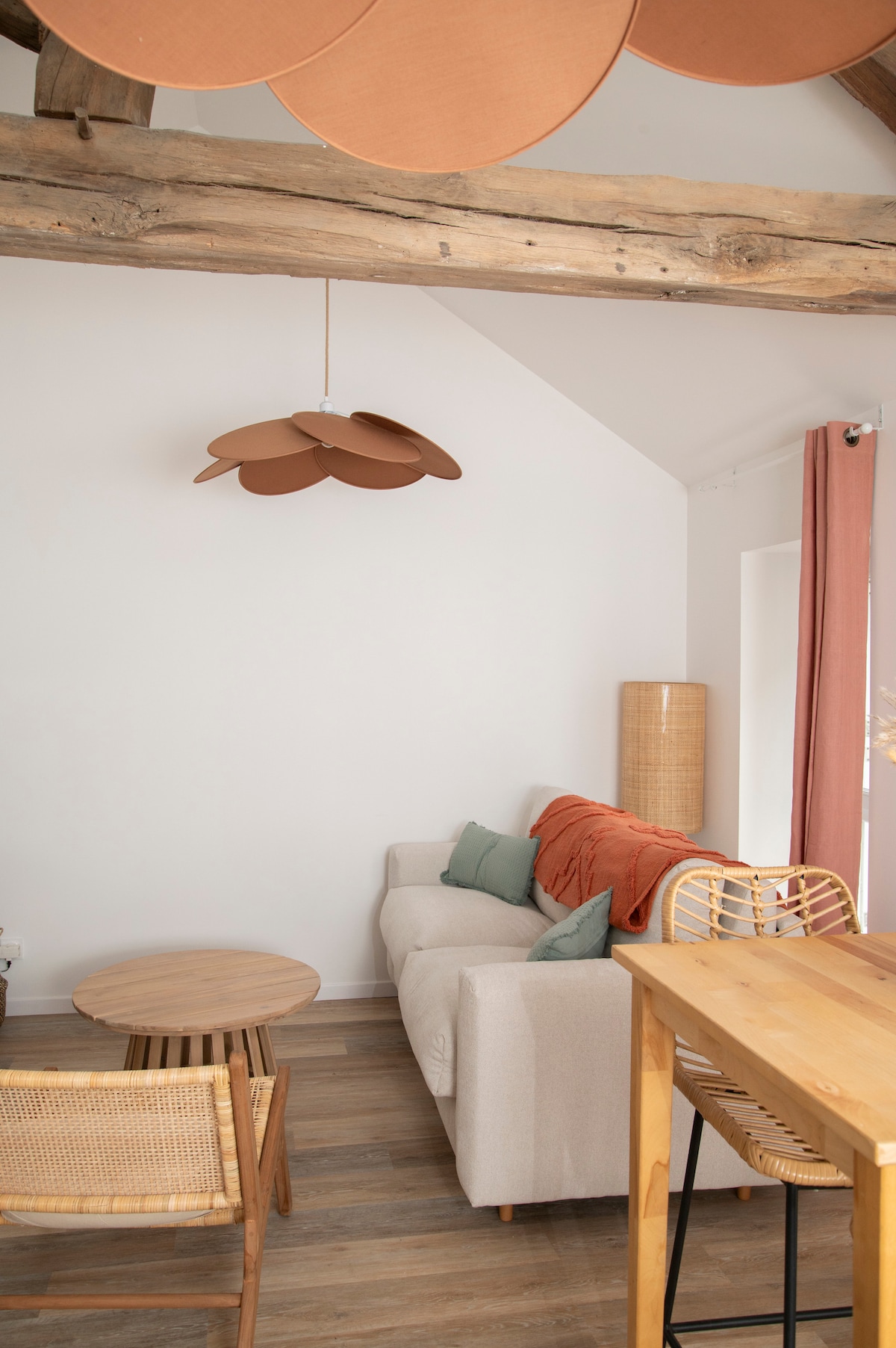 Airbnb performant: The Angevin cocoon: 2-room apartment with spa in the heart of Angers à Angers