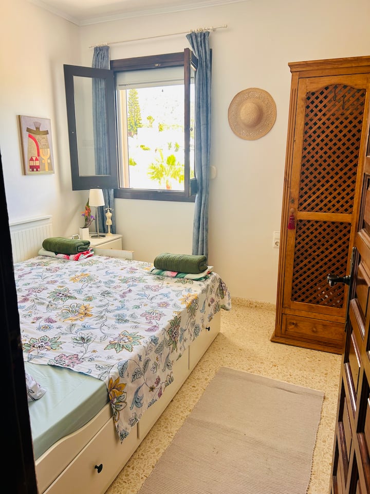 غرفة النوم 2