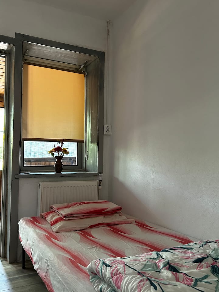 غرفة النوم 2