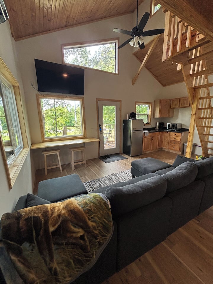 Koopers Landing Treehouse - Illinois