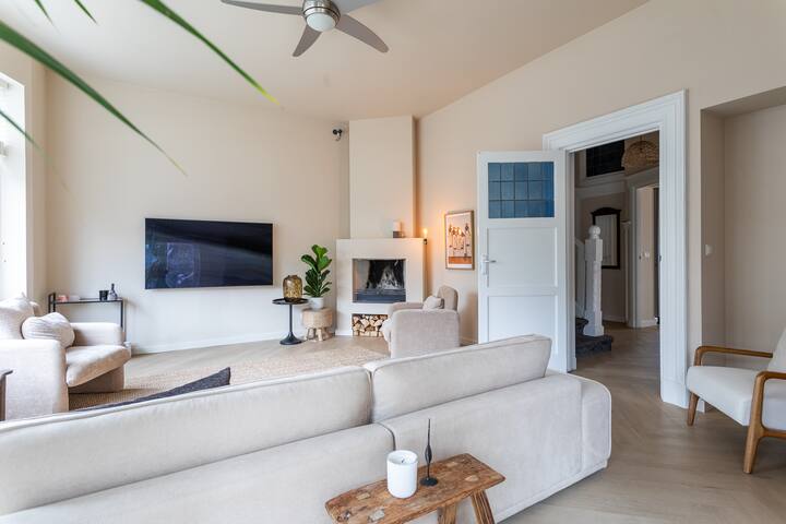 Luxe huis met tuin bij het strand, eigen parking!