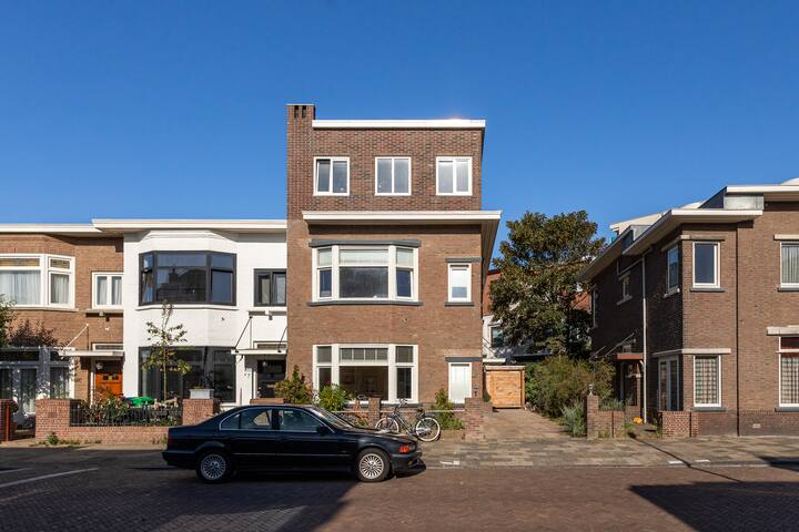 Luxe huis met tuin bij het strand, eigen parking! gallery image 4