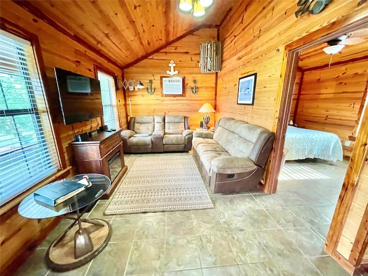 Cozy 2br Waterfront Lake Escape. - Bridgeport, TX