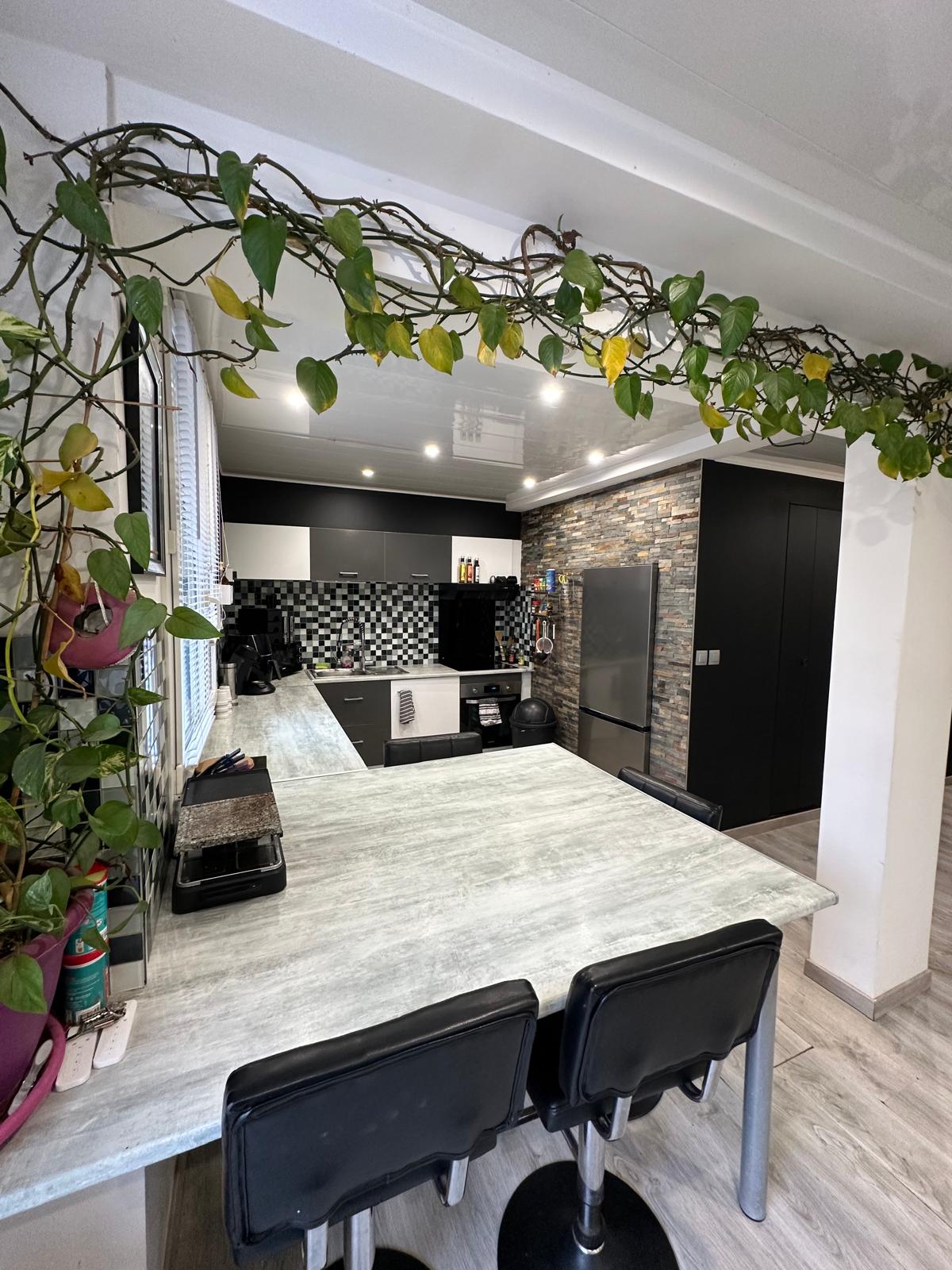 მისაღები ოთახი