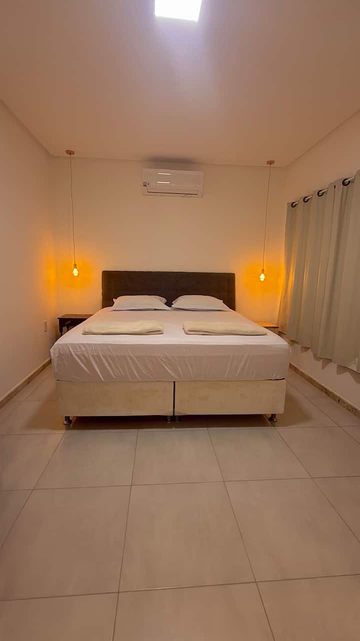 Habitaciones acogedoras y con aire acondicionado para noches tranquilas