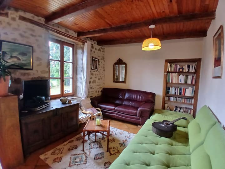 Maison En Pierre Au Calme - Ussel