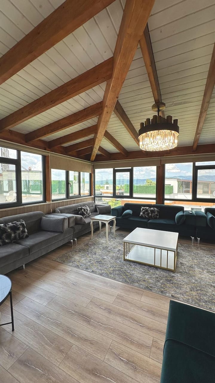 32 Derece Isıtmalı Havuzlu Ultralüks Villa - Sapanca
