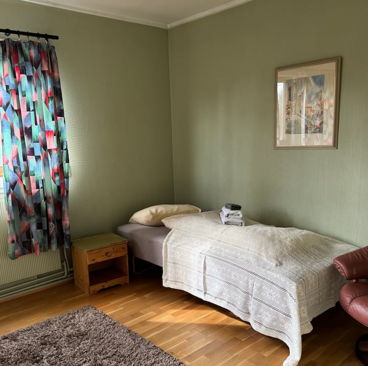 საძინებელი 2