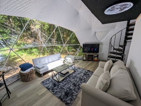 Creekside Astro-Dome w/ Hiking Trails and Forest!