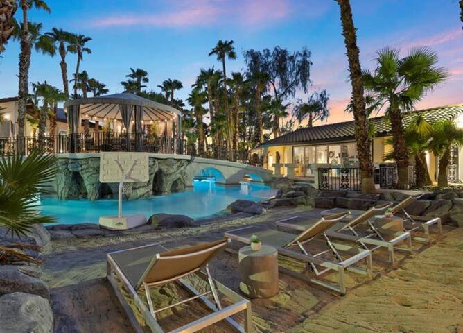 The Palms at Paradise Acre gallery image 3