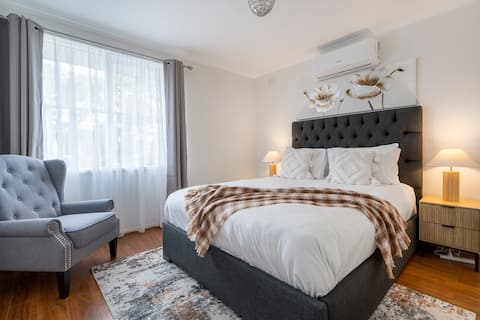 Havana Edge—Pet-friendly Garden Retreat near Beach