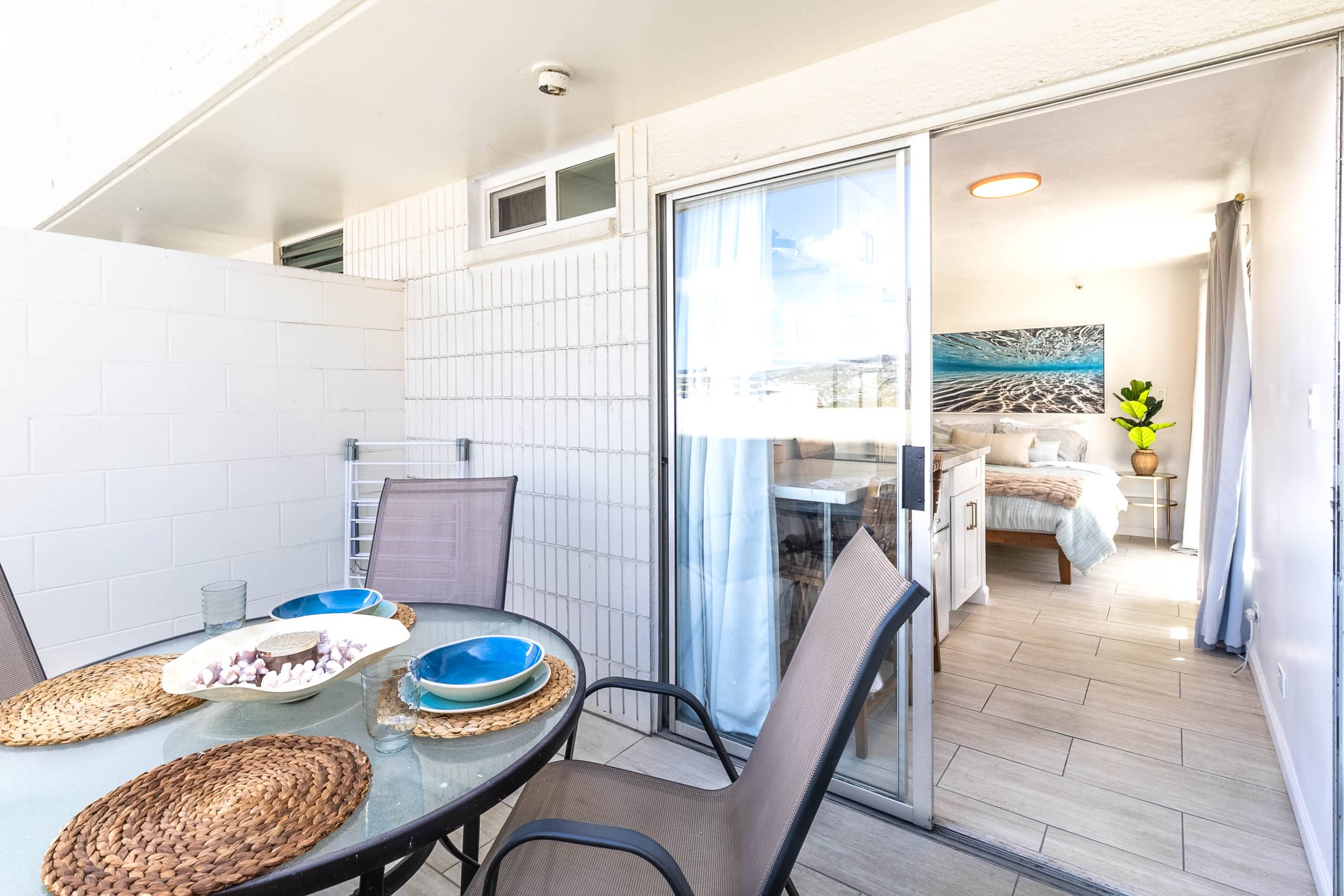 Bright Corner Studio with 2 Private Lanais on 11FL - Image 15