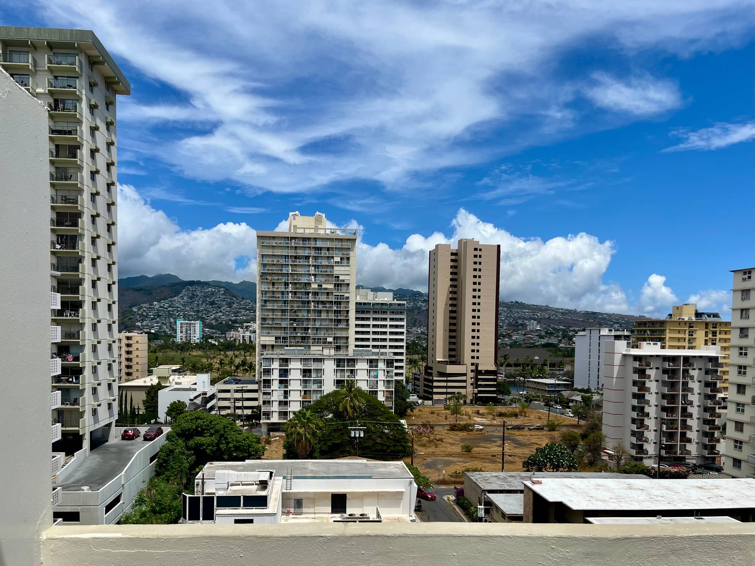 Bright Corner Studio with 2 Private Lanais on 11FL - Image 19
