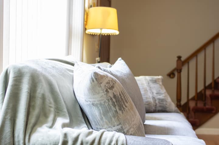Cozy Hideaway Minutes From Lake & Town - Priam Vineyards, Colchester