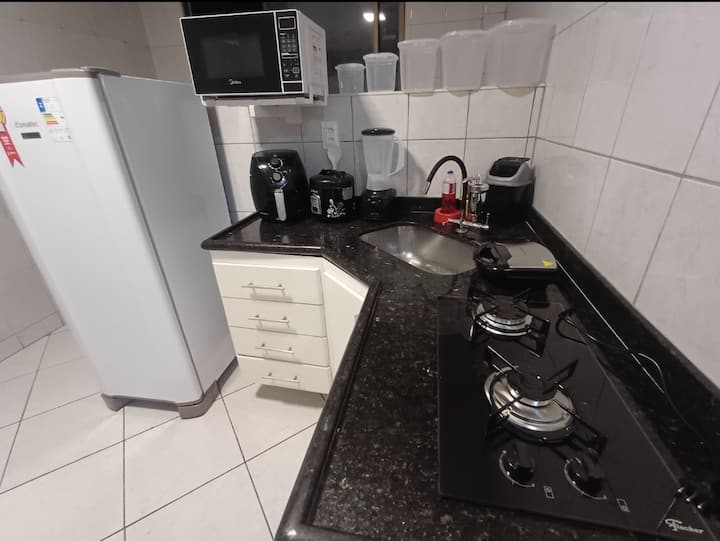 Apto P Casal Ou 2 Solteiros Com óTima Localização - Ipatinga