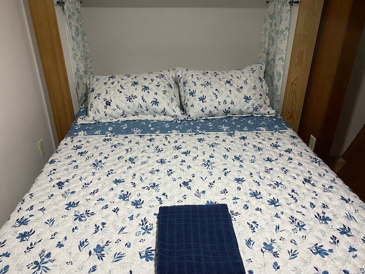 საძინებელი 1