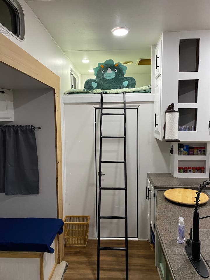 საძინებელი 3