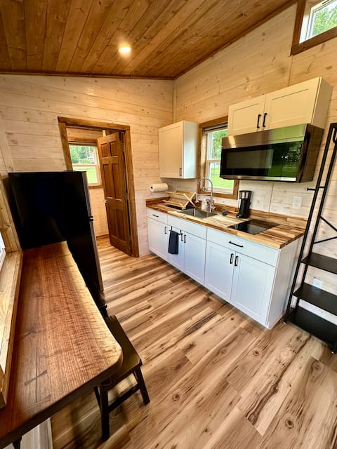 Successful Airbnb property: Sapphire at Valley Cove Getaway in Maggie Valley