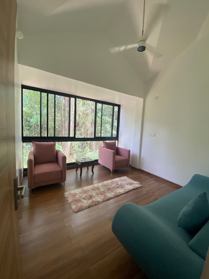 Living room image 2