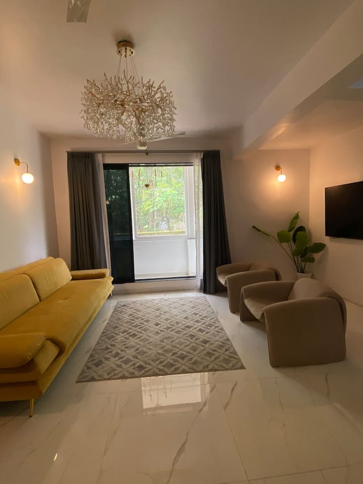 Living room image 12