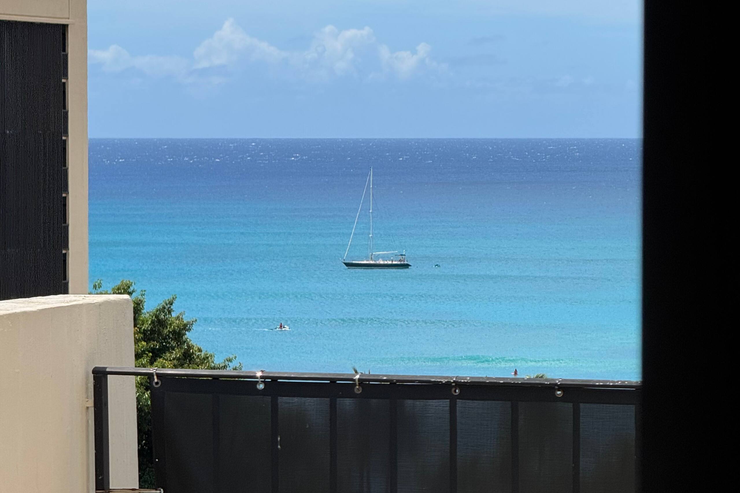 Condo in Honolulu · ★5.0 · 1 bedroom · 1 bed · 1 private bath - Image 19