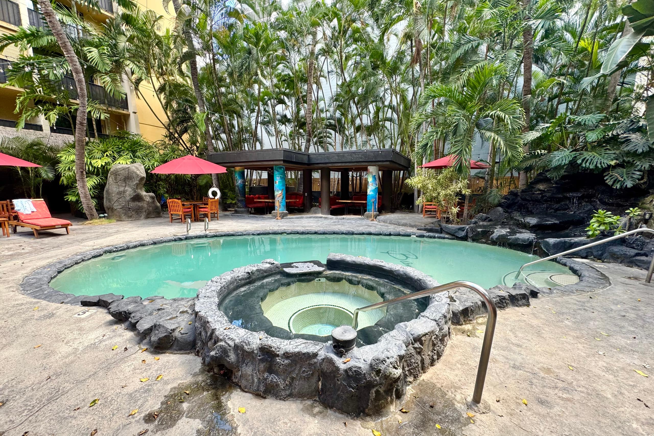 Condo in Honolulu · ★5.0 · 1 bedroom · 1 bed · 1 private bath - Image 25
