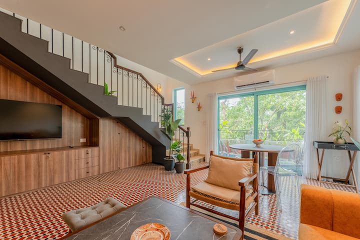 Living room image 6