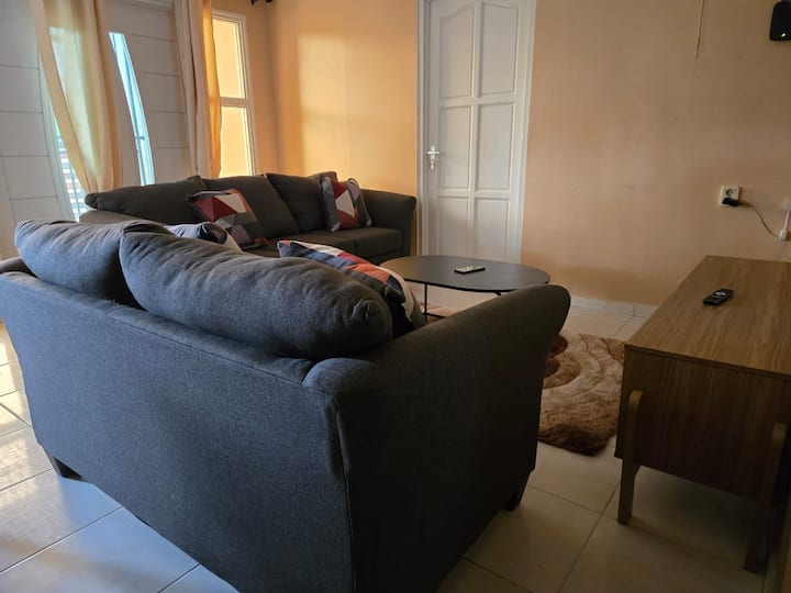 Be2be 3-bedroom House South - Suriname