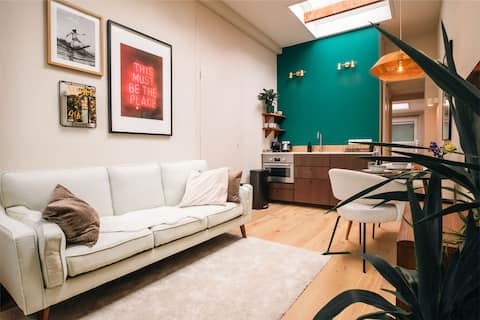 Top Airbnb: B&B Behind the Dunes in Den Haag