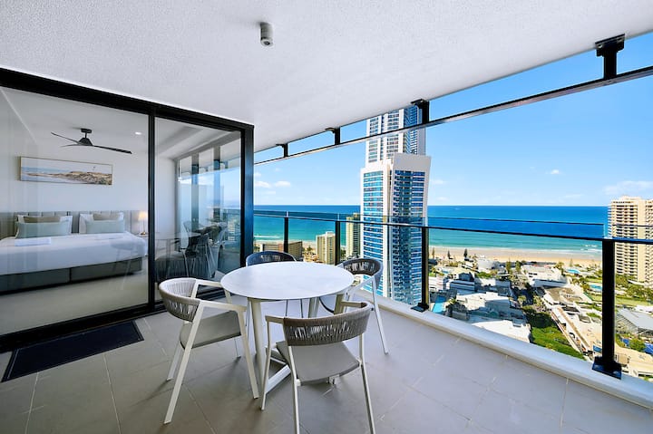 *Circle On Cavill- Luxury Ocean 28f 1.5bdr Netflix - Surfers Paradise