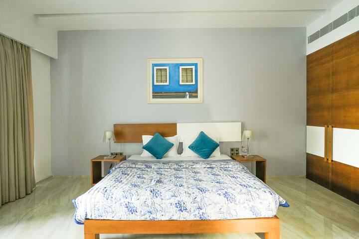 Bedroom 2 image 1