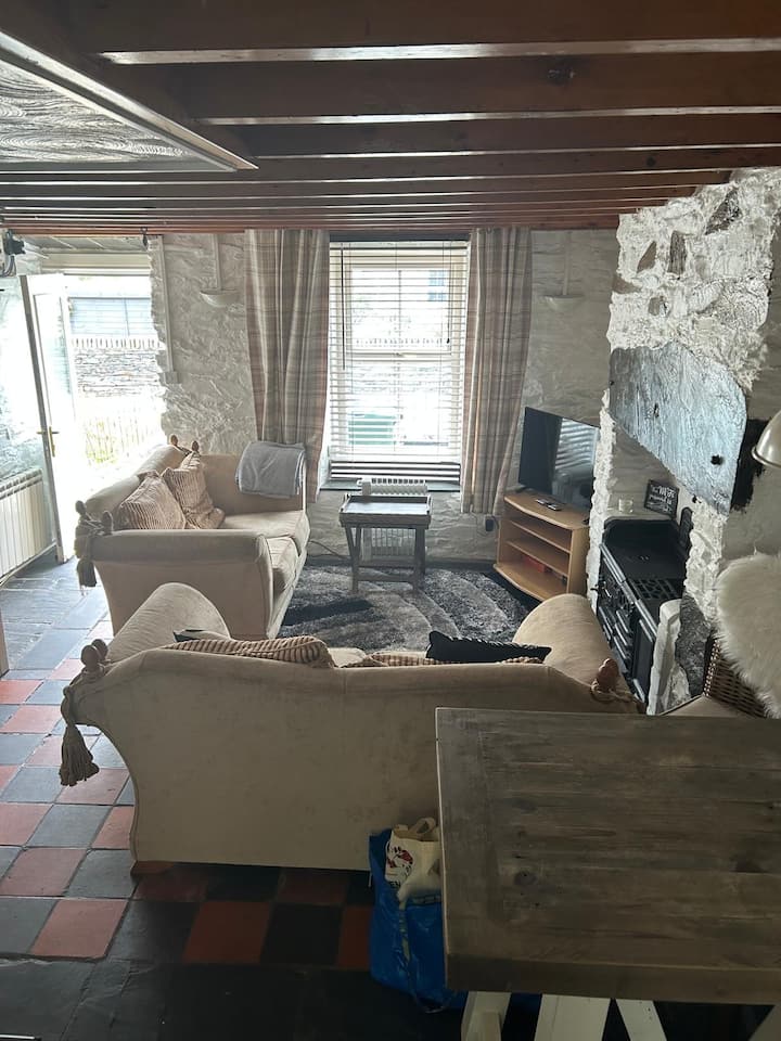 White Feather Cottage - Blaenau Ffestiniog