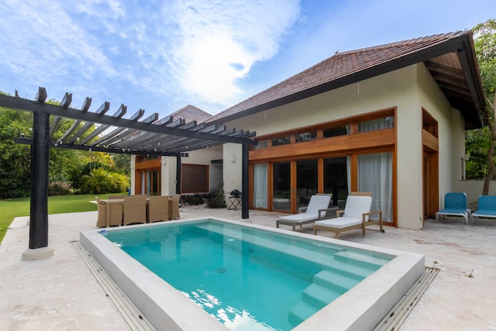Green Village 2BDR villa w/ pool - photo 1