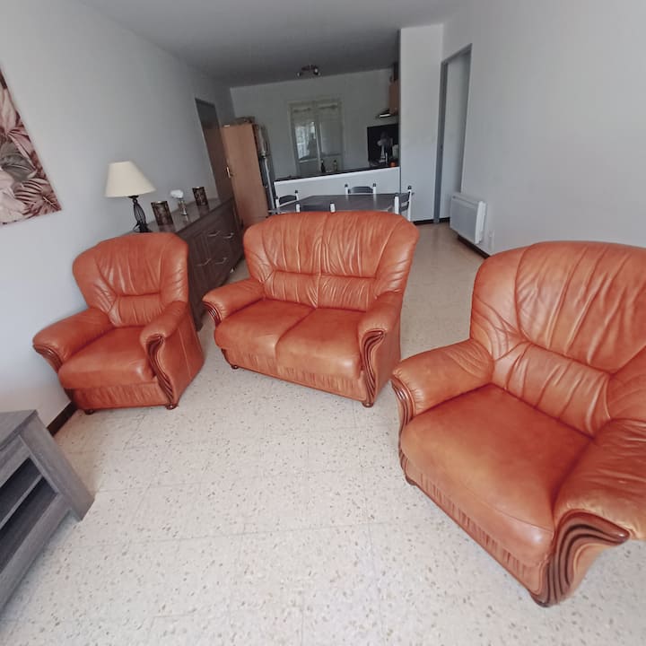 Maison Dans Village. 5 Couchages. Parking Privé - Minerve