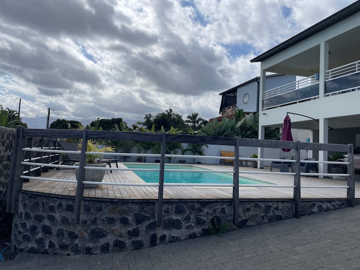 Petit Coin De Paradis - Saint-Pierre