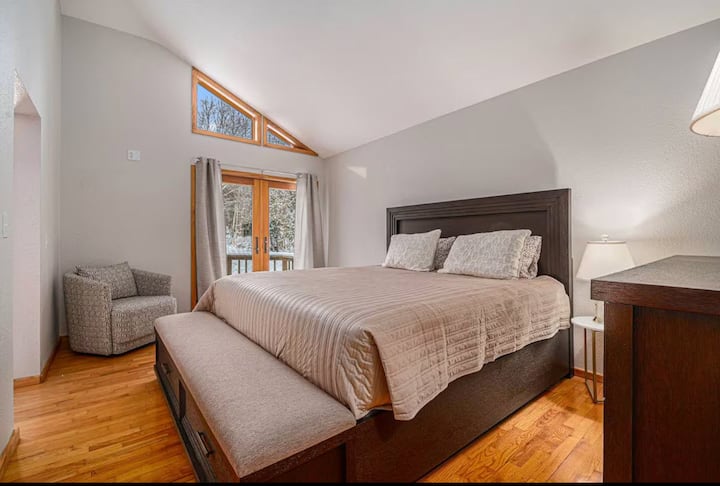 საძინებელი 1