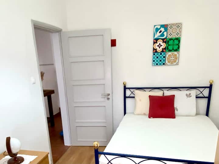 საძინებელი 2