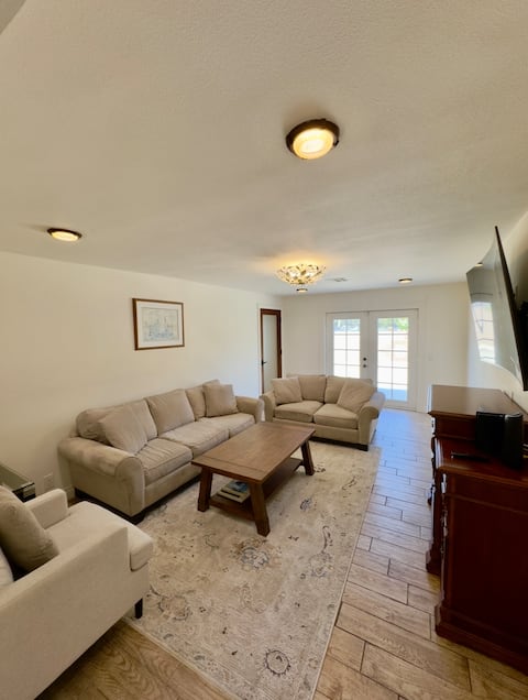 Top Airbnb: Spacious Home Near the Beach! in Redondo Beach