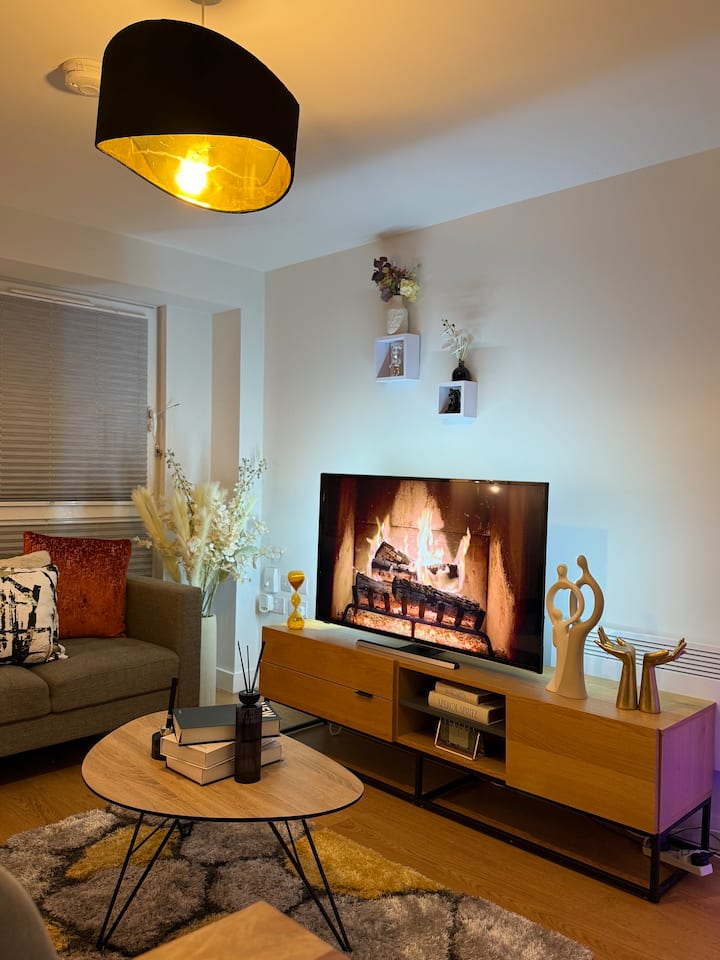 Leeds City Centre Apartments / Free Parking - Leeds