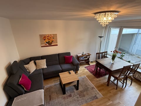 Beliebte Airbnb-Anzeige: Stylish apartment in the center in Universität