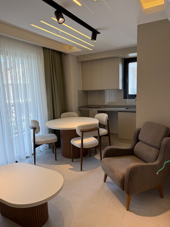 Merkezi Konumda Yeni 1+1 Suite No:102 - Fethiye
