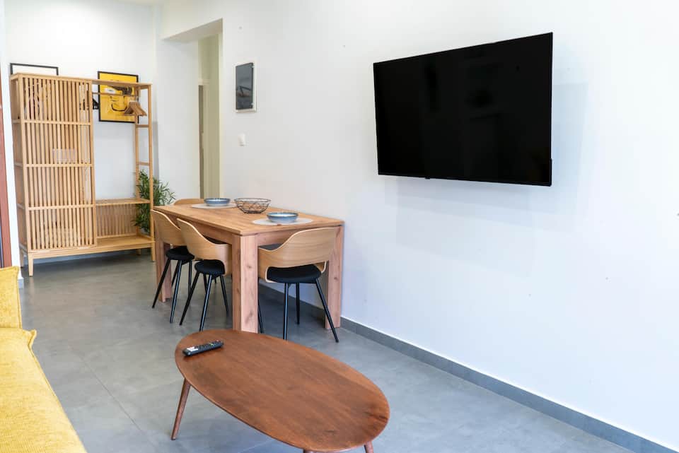 Σπίτι που φιλοξενούμε στο Airbnb, Κοντά στην Ακρόπολη