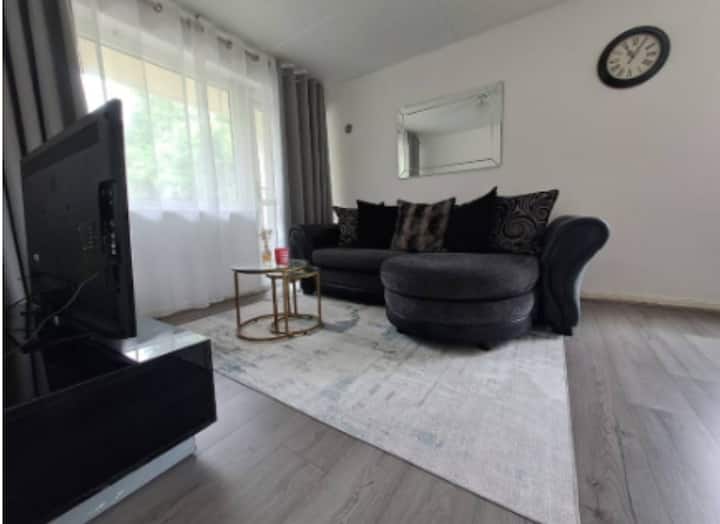 Brighton 3 Bed Flat, Free Parking, Convenient - Brighton