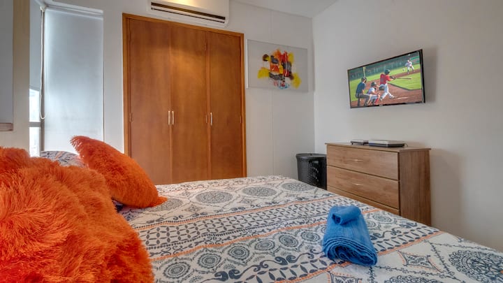 Queen Bedroom