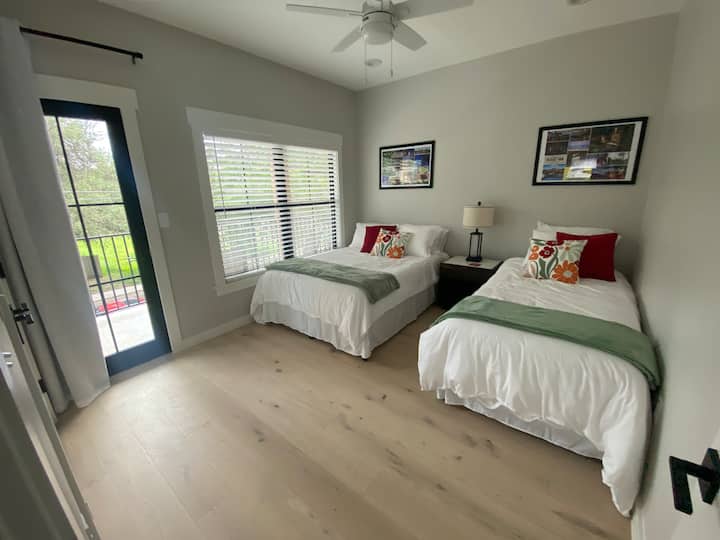 Cama doble completa y cama doble