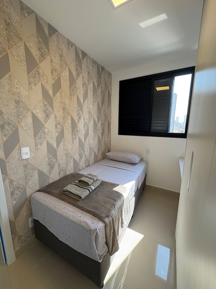 საძინებელი 1