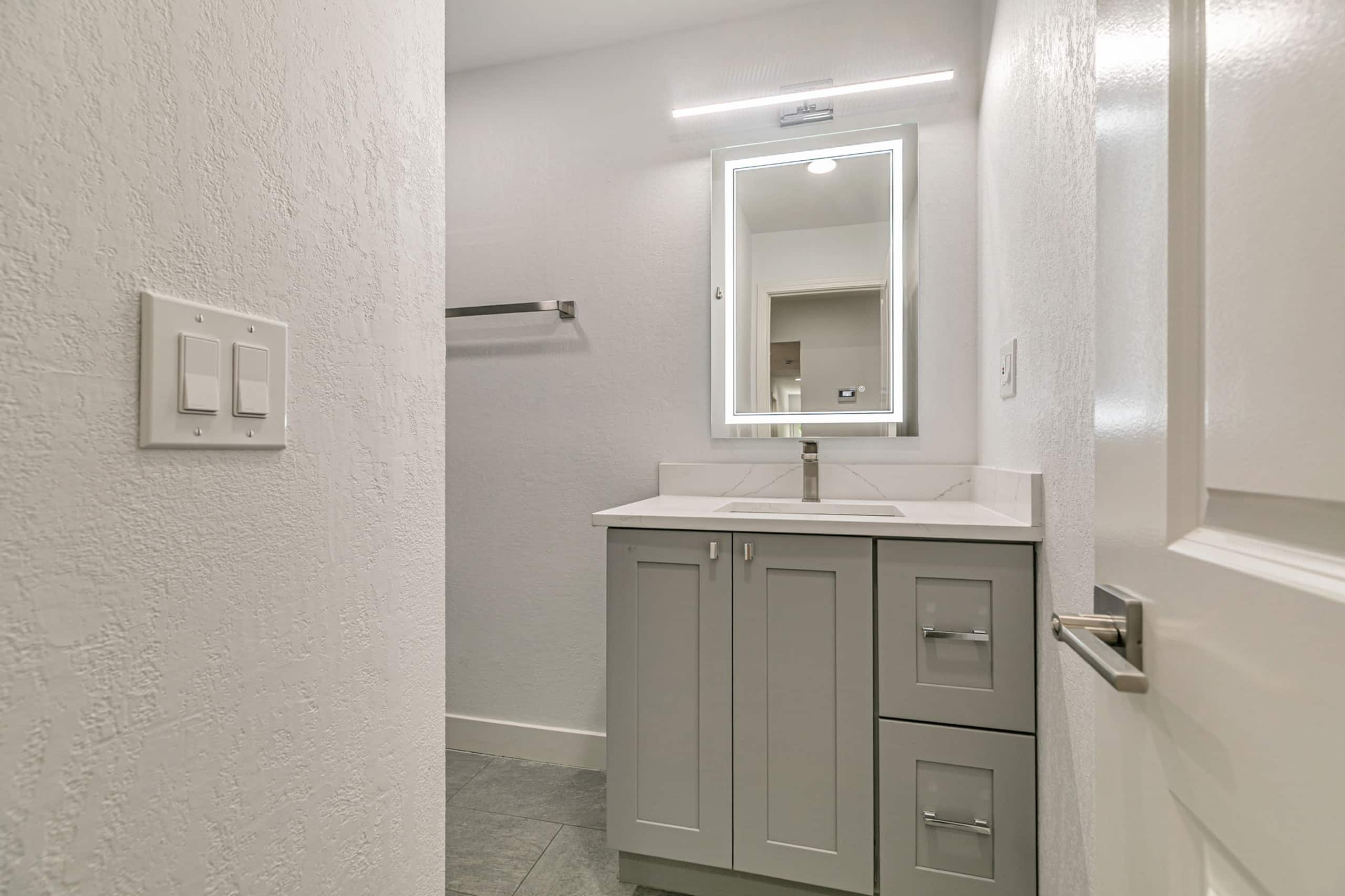 San Jose Retreat Near Tech Giants & Downtown - Photo 18