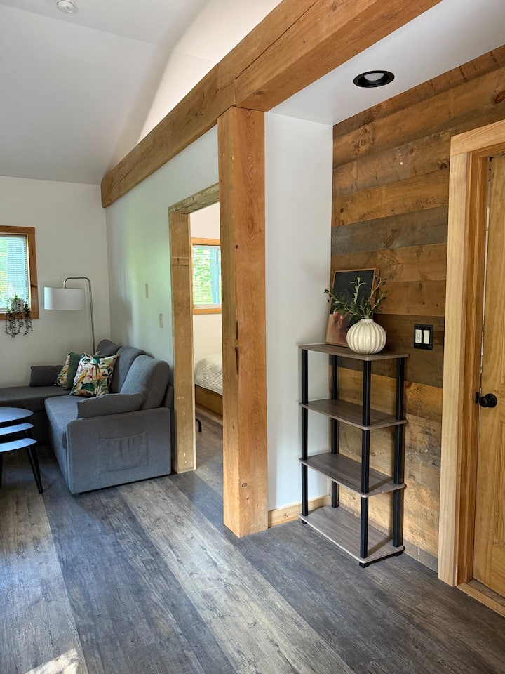 Studio Adu Guesthouse Near Six Flags - Scream, Agawam