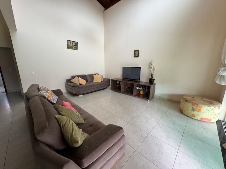 Sítio Em Ibiúna, Lazer Completo. - Ibiúna